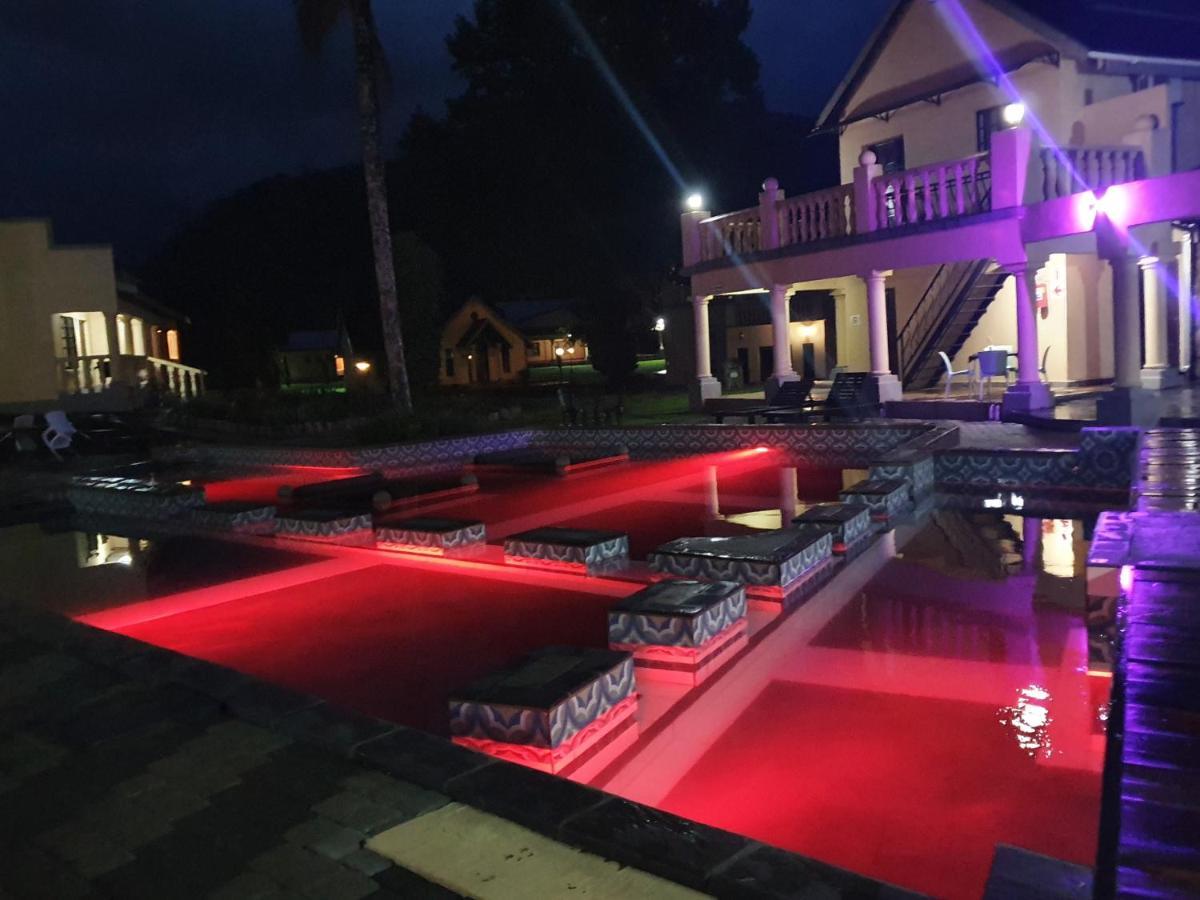 Floreat Riverside Lodge And Spa Саби Экстерьер фото